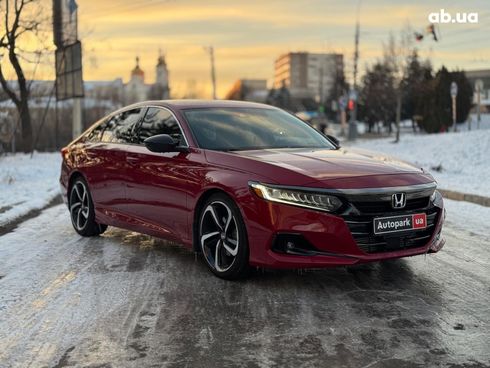 Honda Accord 2021 красный - фото 5