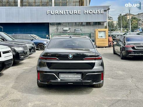 BMW 7 серия 2023 - фото 13