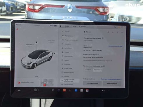 Tesla Model 3 2022 - фото 12