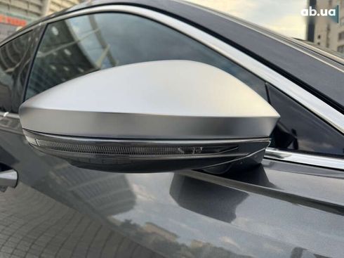 Audi S8 2024 - фото 10