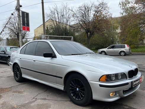 BMW 5 серия 2000 серый - фото 3