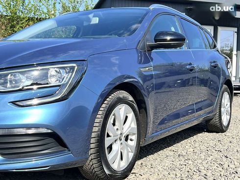 Renault Megane 2019 - фото 11