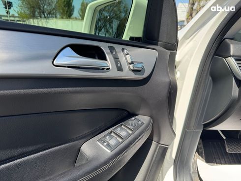 Mercedes-Benz GLE-Class 2015 белый - фото 20