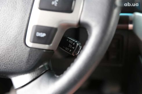 Toyota Land Cruiser 2012 - фото 28