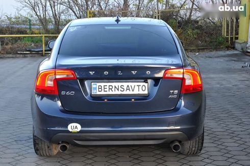 Volvo S60 2012 - фото 9