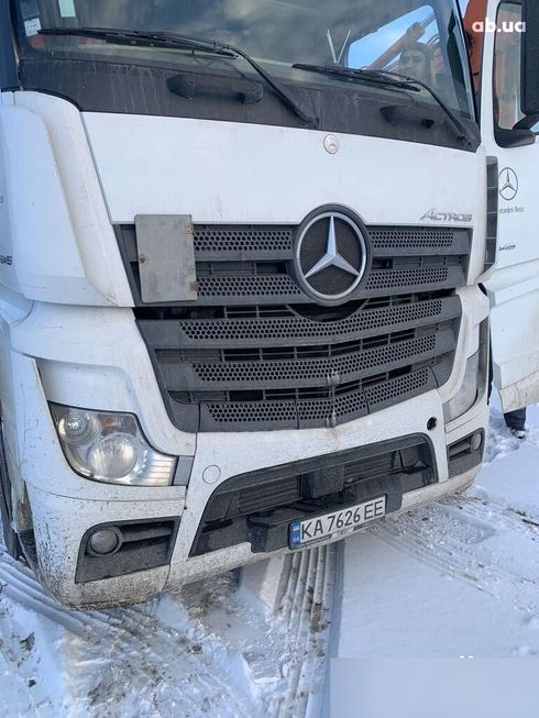 Mercedes-Benz 1824 2014 - фото 6