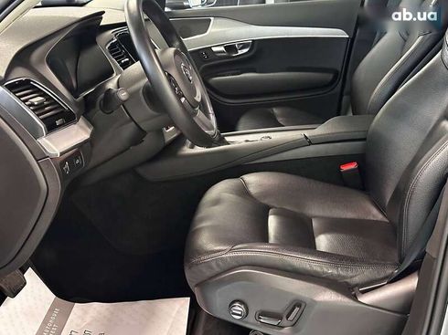 Volvo XC90 2019 - фото 17