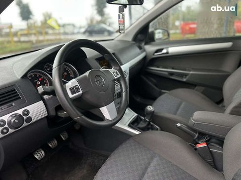 Opel Astra 2004 - фото 25