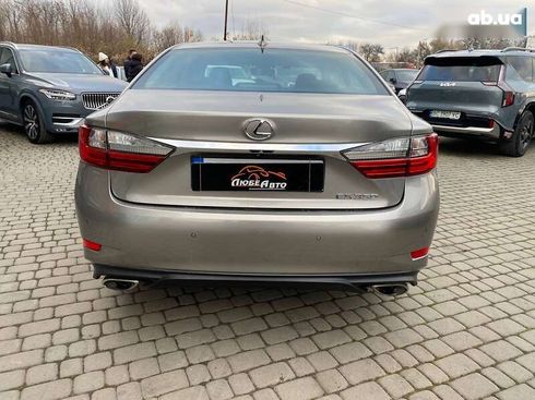 Lexus ES 2017 - фото 6