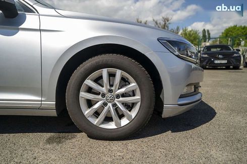 Volkswagen Passat 2018 - фото 6