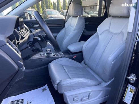 Audi Q5 2018 - фото 16