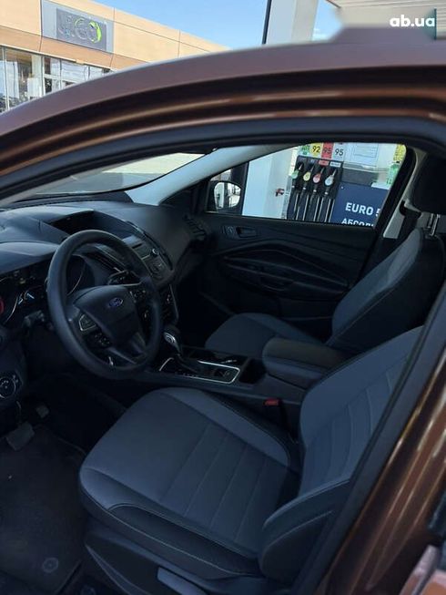 Ford Escape 2017 - фото 9