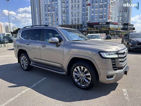 Toyota Land Cruiser 2023 - фото 26