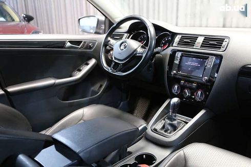 Volkswagen Jetta 2016 - фото 13