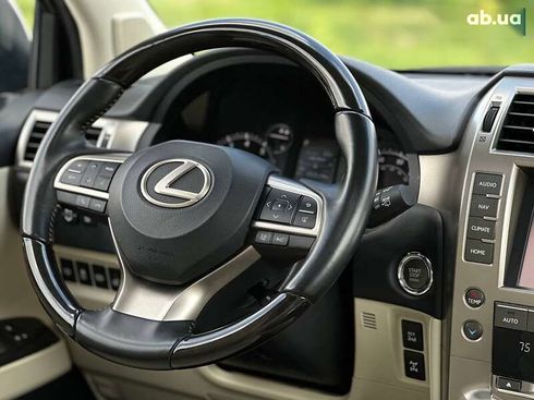 Lexus GX 2020 - фото 22