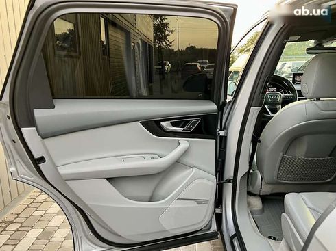 Audi Q7 2017 - фото 28