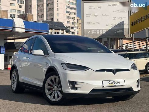 Tesla Model X 2019 - фото 2