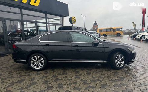 Volkswagen Passat 2016 - фото 8