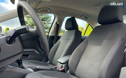 Volkswagen Jetta 2015 - фото 8