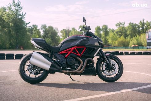 Ducati DIAVEL 2012 красный - фото 13