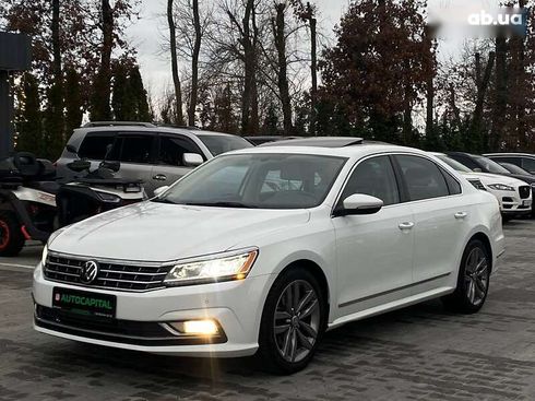 Volkswagen Passat 2017 - фото 9
