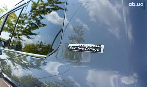 Toyota Land Cruiser 2017 - фото 17
