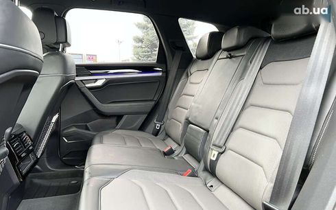 Volkswagen Touareg 2020 - фото 25