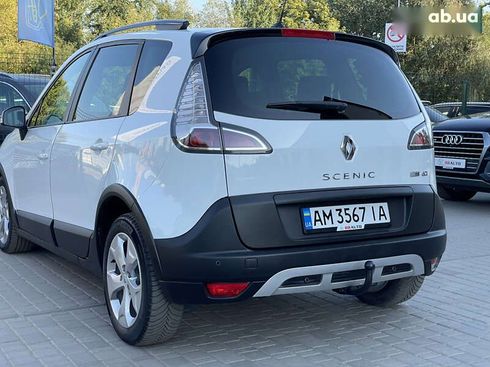 Renault Scenic 2013 - фото 18