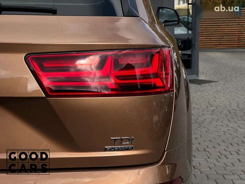 Audi Q7 2017 - фото 15
