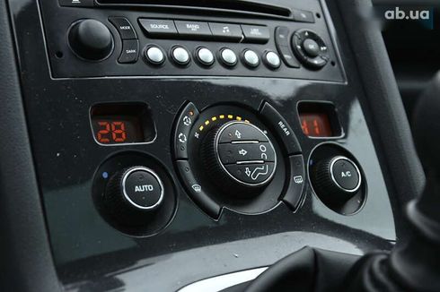 Peugeot 5008 2012 - фото 28