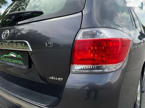 Toyota Highlander 2012 - фото 11
