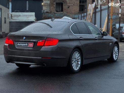 BMW 5 серия 2011 коричневый - фото 11