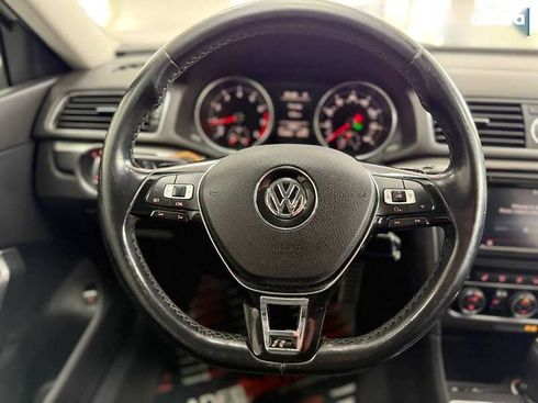 Volkswagen Passat 2017 - фото 27
