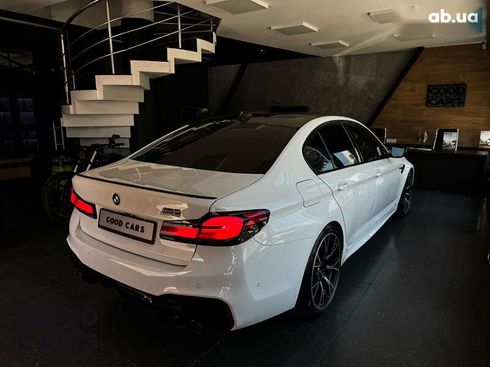 BMW M5 2019 - фото 19