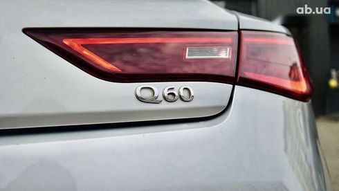 Infiniti Q60 2017 - фото 22