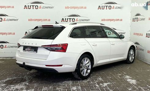 Skoda Superb 2020 - фото 3