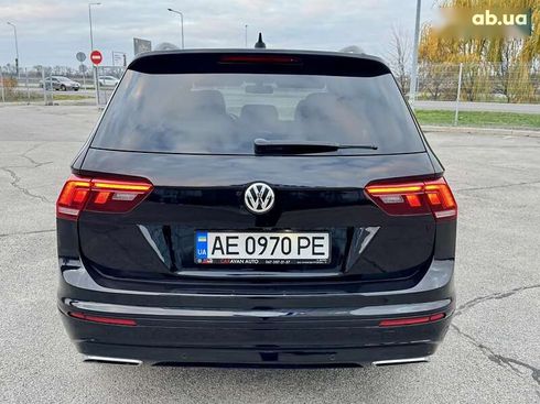 Volkswagen Tiguan 2019 - фото 12