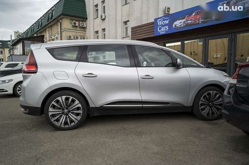 Renault Scenic 2017 - фото 14