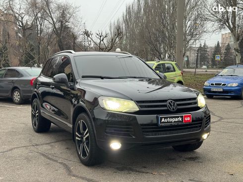 Volkswagen Touareg 2012 черный - фото 3