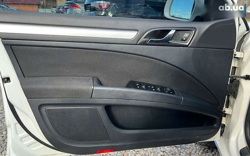 Skoda Superb 2012 - фото 24