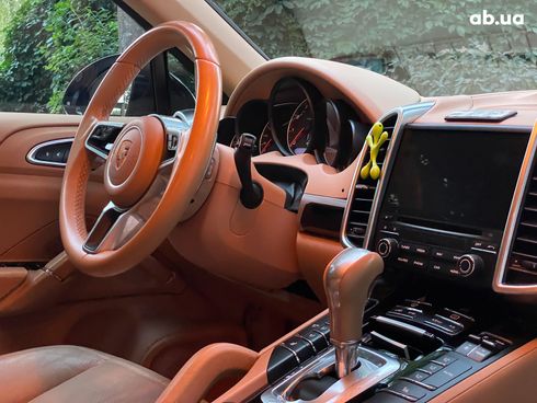 Porsche Cayenne 2017 черный - фото 36