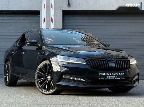 Skoda Superb 2020 - фото 3