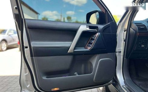 Toyota Land Cruiser 2012 - фото 8