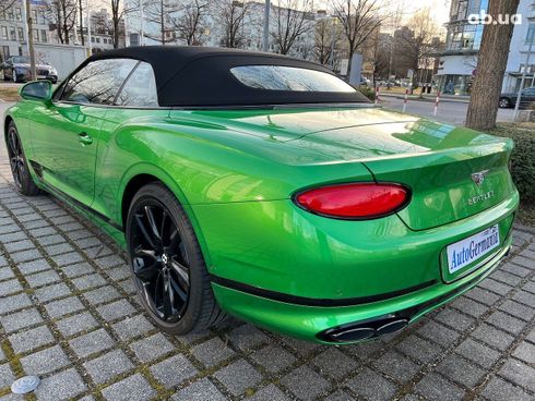 Bentley Continental GT 2021 - фото 35