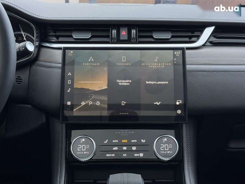 Jaguar F-Pace 2023 - фото 27