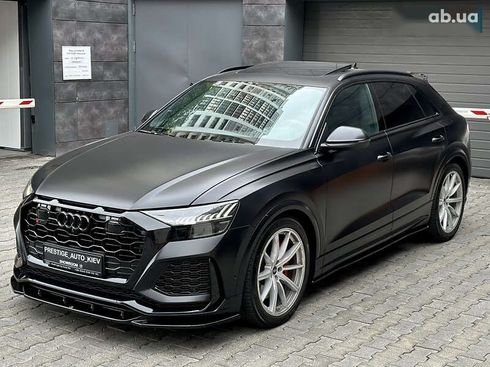 Audi RS Q8 2020 - фото 8