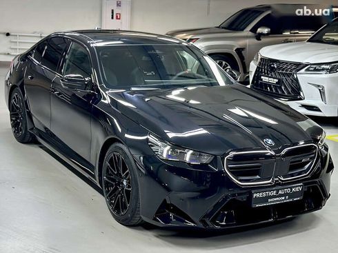 BMW M5 2025 - фото 10