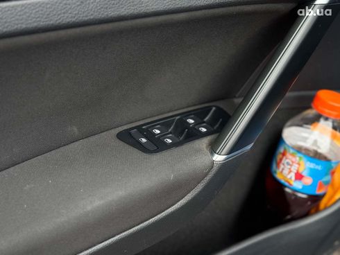Volkswagen e-Golf 2015 синий - фото 21
