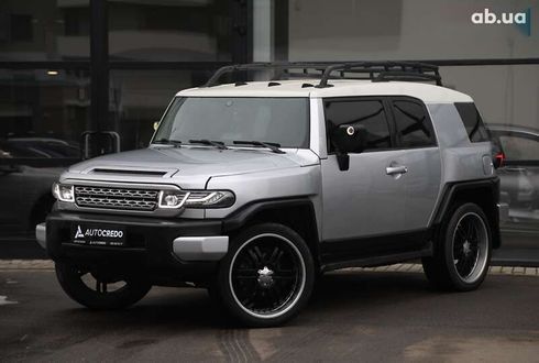 Toyota FJ Cruiser 2007 - фото 3