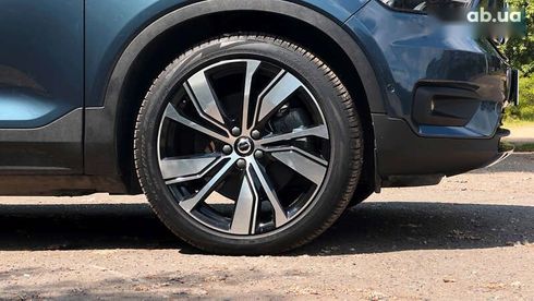 Volvo XC40 2021 - фото 8